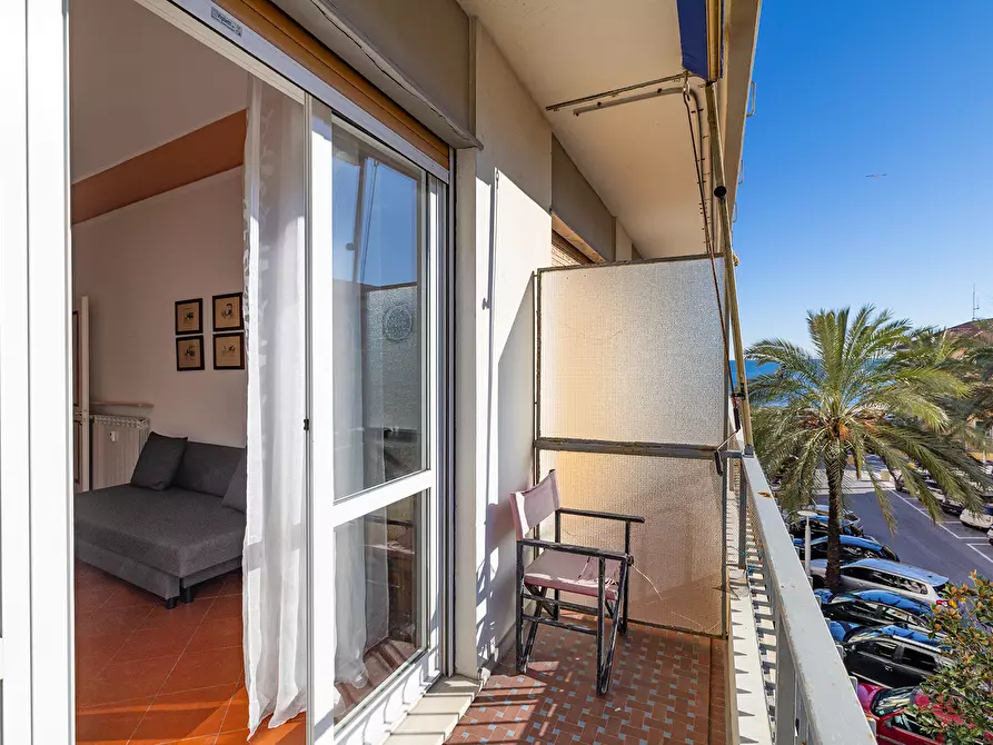 Immagine 28 di Bilocale in affitto  in Via Nicolò Saccone a Finale Ligure