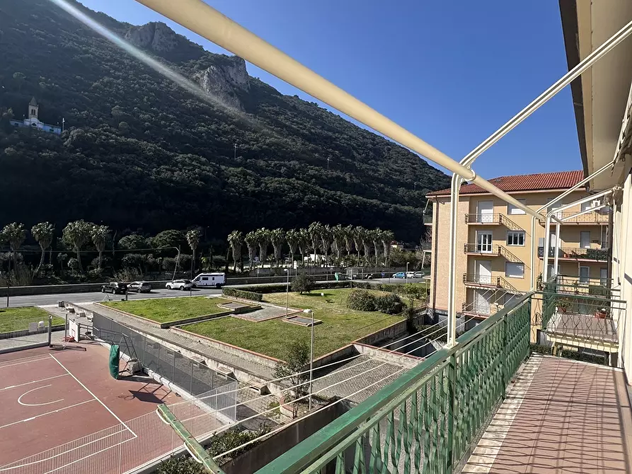 Immagine 13 di Bilocale in vendita  in Via Cesare Abba a Finale Ligure