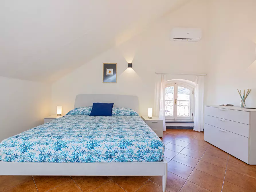 Immagine 31 di Bilocale in affitto  in Piazza Vittorio Emanuele II a Finale Ligure