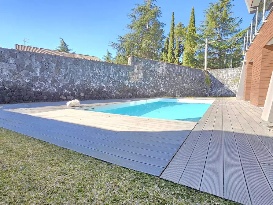 Immagine 5 di Villa in vendita  a Pedara