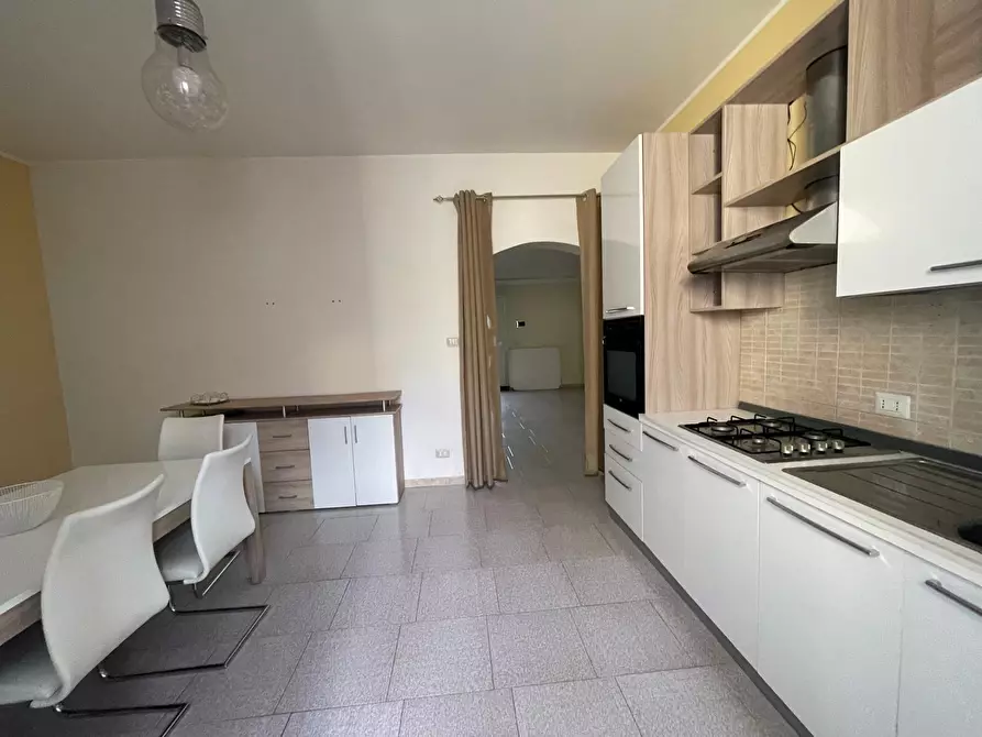 Immagine 9 di Casa indipendente in vendita  a Tremestieri Etneo