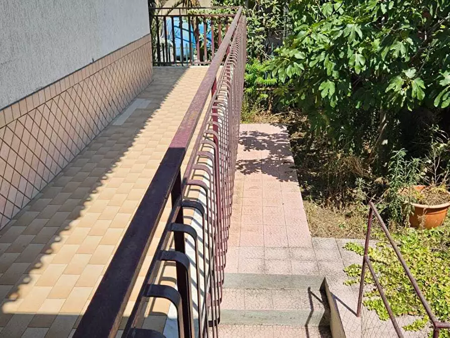 Immagine 2 di Appartamento in vendita  a Pedara