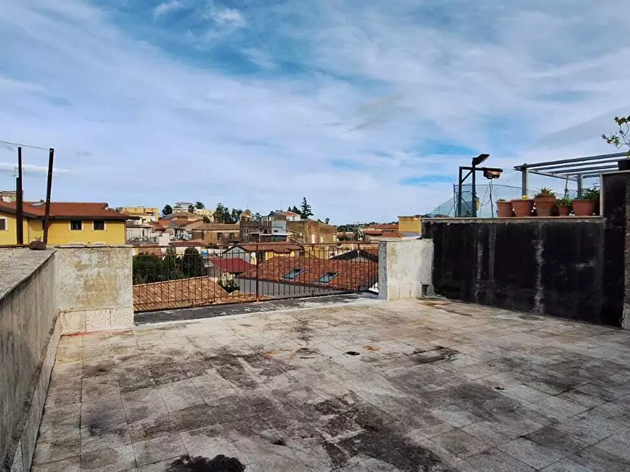 Immagine 19 di Appartamento in vendita  a San Giovanni La Punta