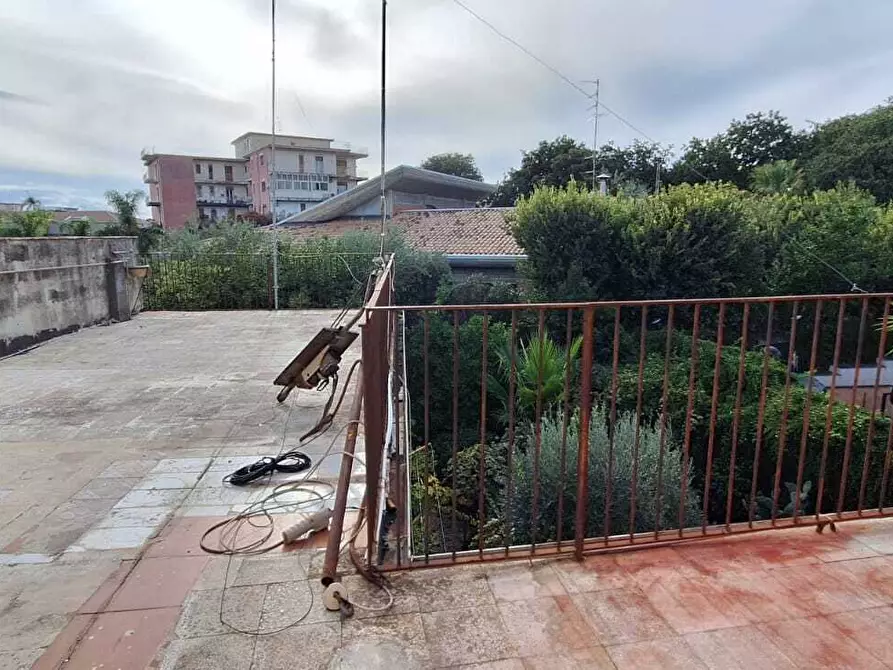 Immagine 18 di Appartamento in vendita  a San Giovanni La Punta