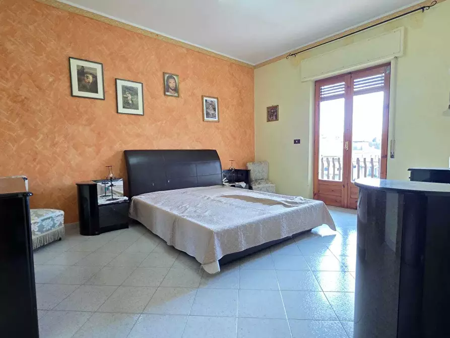 Immagine 8 di Appartamento in vendita  a Aci Sant'antonio