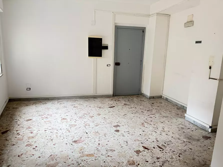 Immagine 43 di Appartamento in affitto  in Via Giuseppe Martinez a Acireale