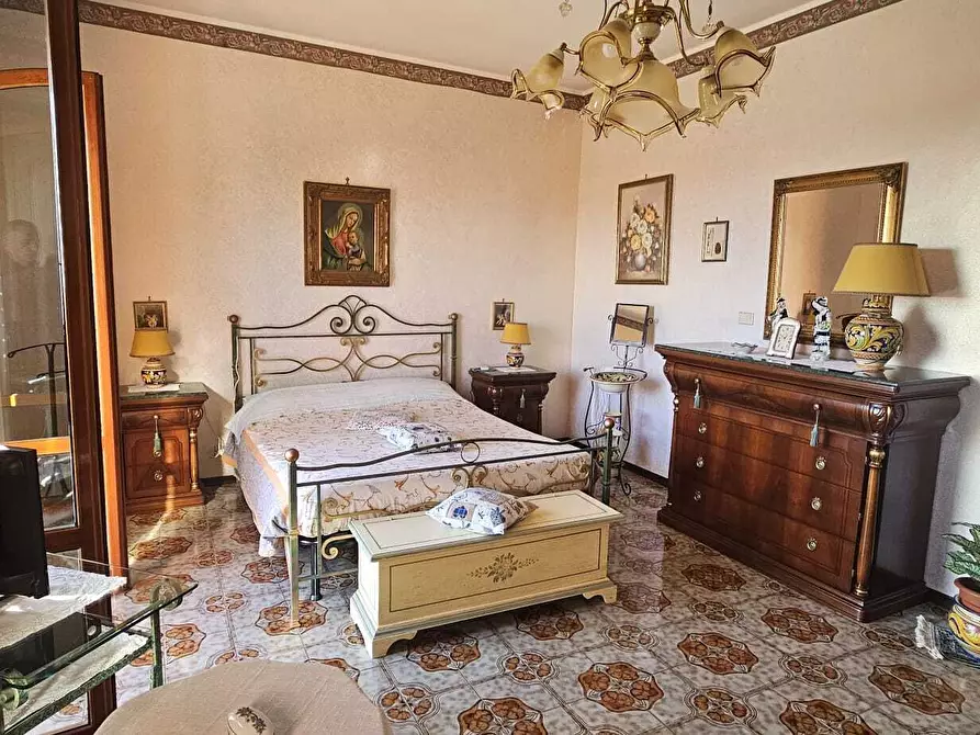 Immagine 18 di Villa in vendita  a Mascalucia