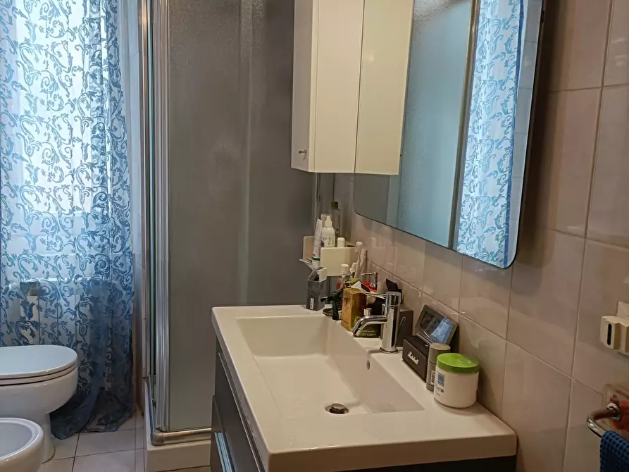 Immagine 7 di Appartamento in vendita  in Corso Luigi Andrea Martinetti 62 a Genova