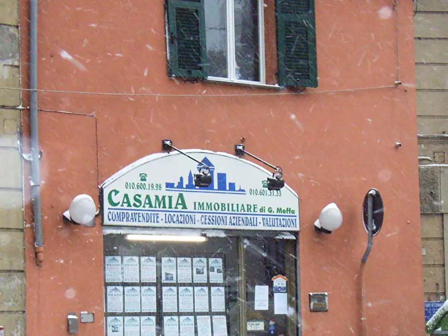 Immagine 1 di Garage in vendita  in Via Coronata 35 a Genova