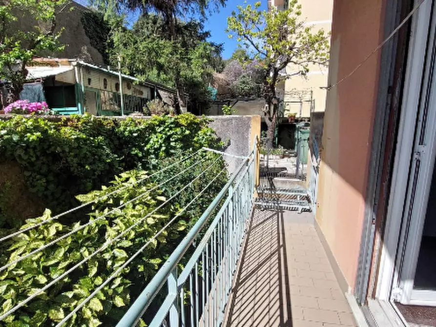 Immagine 19 di Bilocale in vendita  in Via Bartolomeo Carrea a Genova