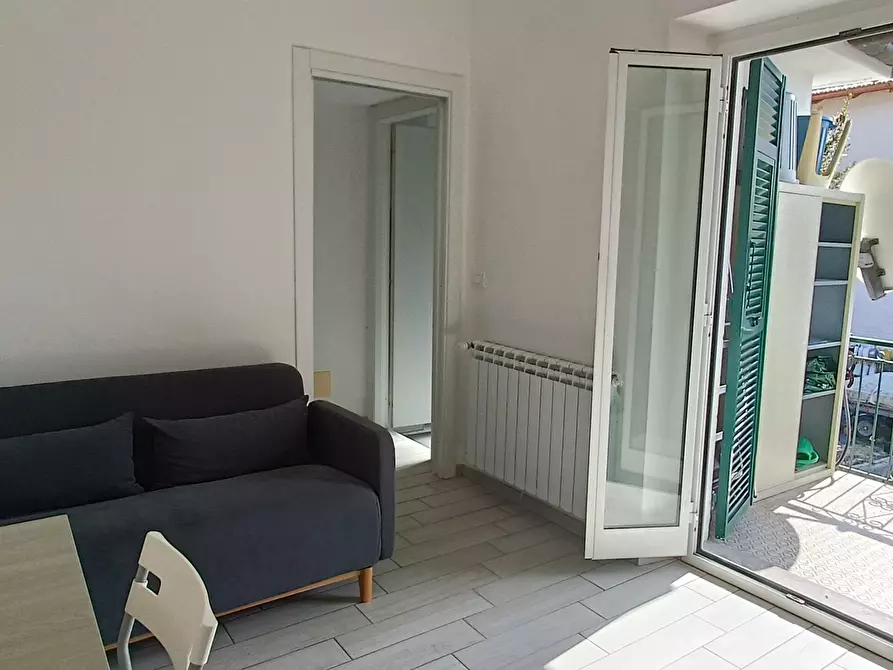 Immagine 5 di Trilocale in vendita  in Via Nuova Cantalupo 7 a Varazze