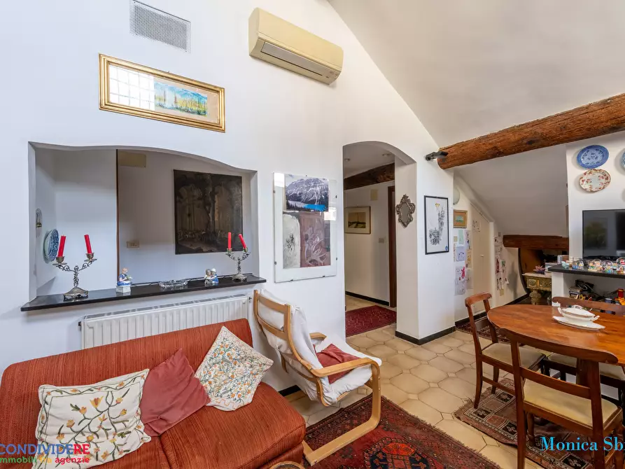 Immagine 7 di Attico in vendita  in Passo Stefano Sanguineti 11 a Genova