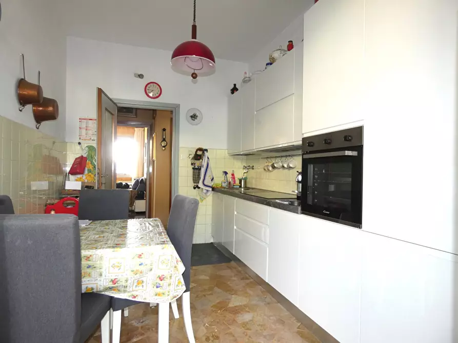 Immagine 7 di Quadrilocale in vendita  in Via Guglielmo Oberdan 26A a Genova