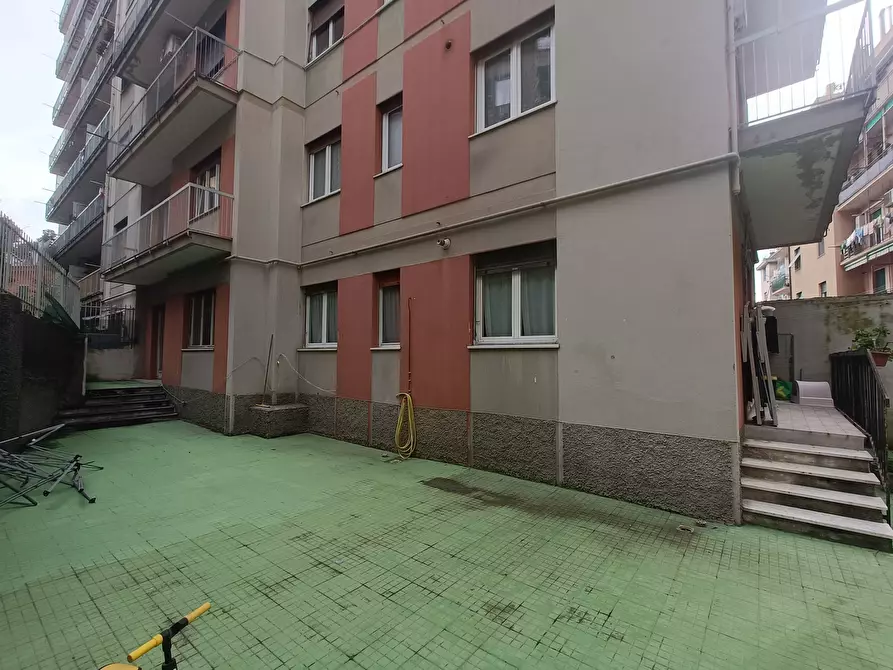 Immagine 35 di Trilocale in vendita  in Via Venezia 10 a Genova