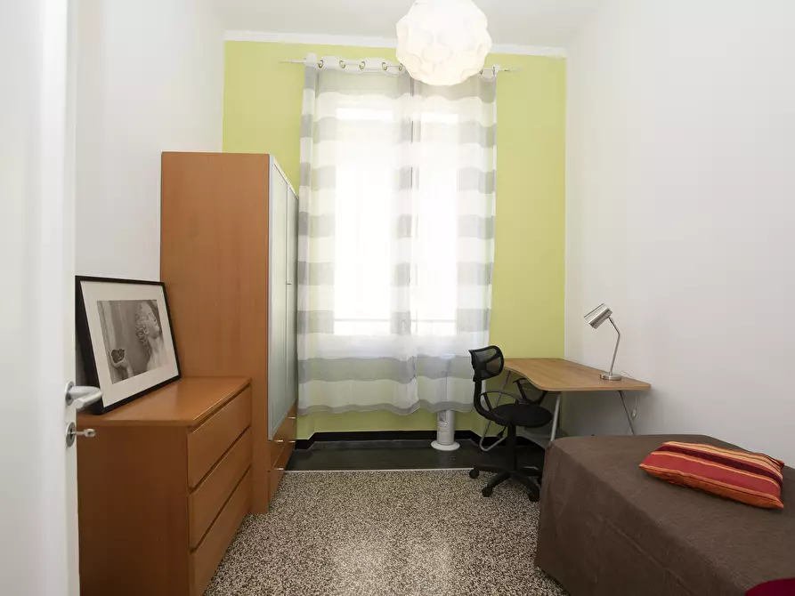 Immagine 22 di Ufficio in vendita  in Via Fieschi a Genova