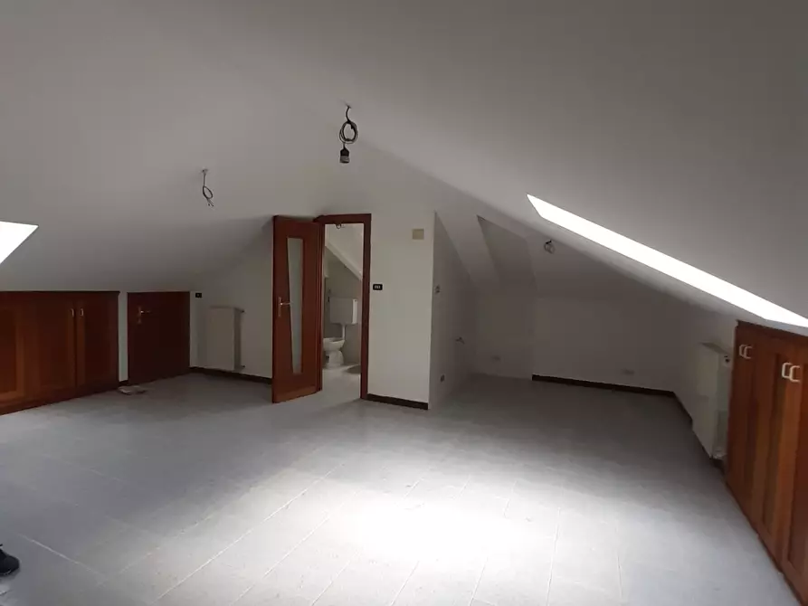 Immagine 12 di Appartamento in vendita  in Via Scavino 21 a Varazze