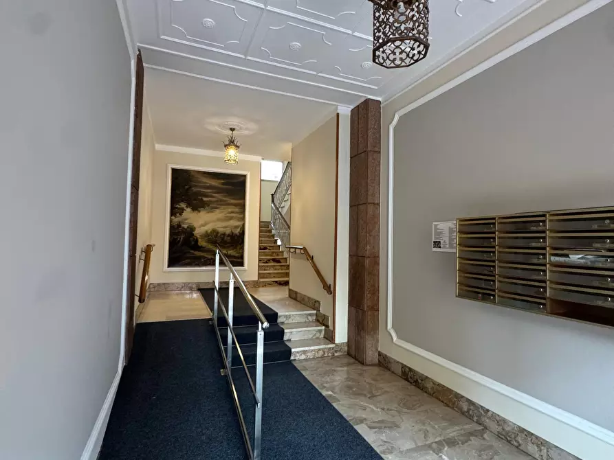 Immagine 5 di Bilocale in vendita  in Viale Enrico Millo a Chiavari