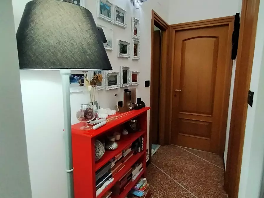Immagine 59 di Bilocale in vendita  in Via delle Gavette a Genova