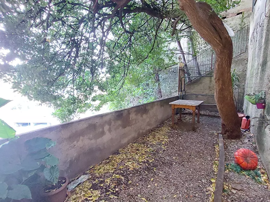 Immagine 22 di Trilocale in vendita  in Via Leonardo Montaldo 24 a Genova