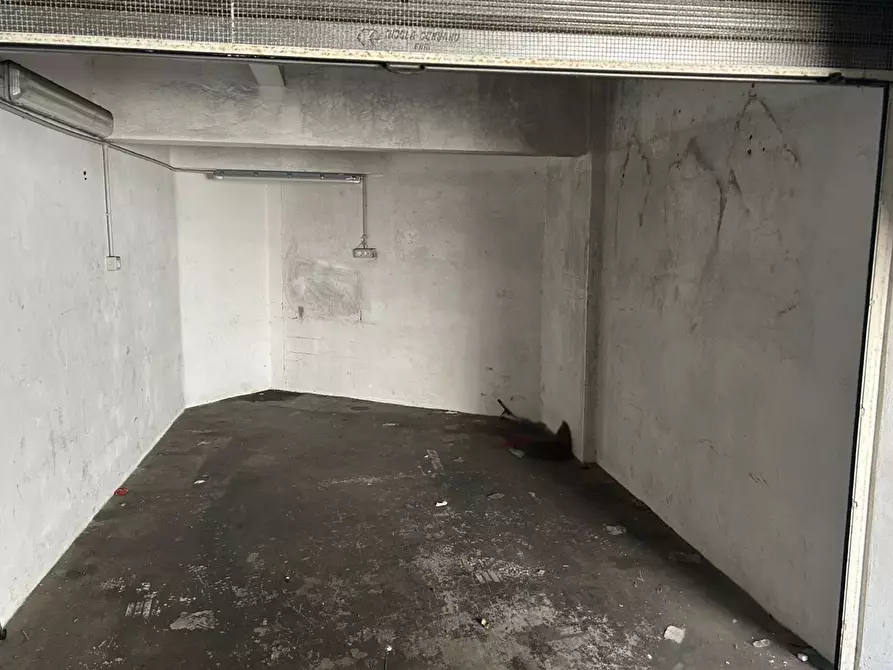 Immagine 2 di Garage in vendita  in Corso Europa 151 a Genova