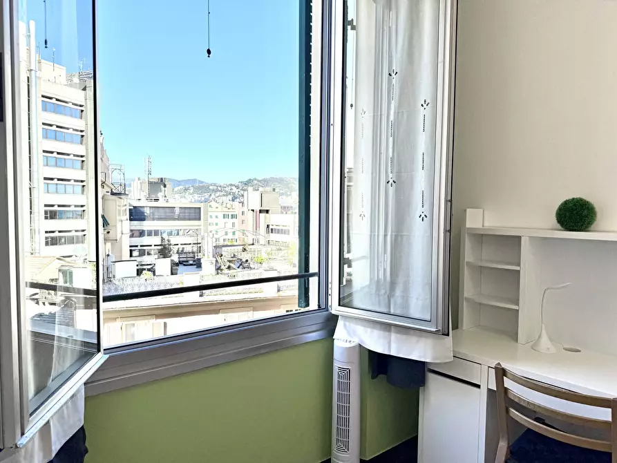 Immagine 23 di Pentalocale in vendita  in Via Fieschi a Genova