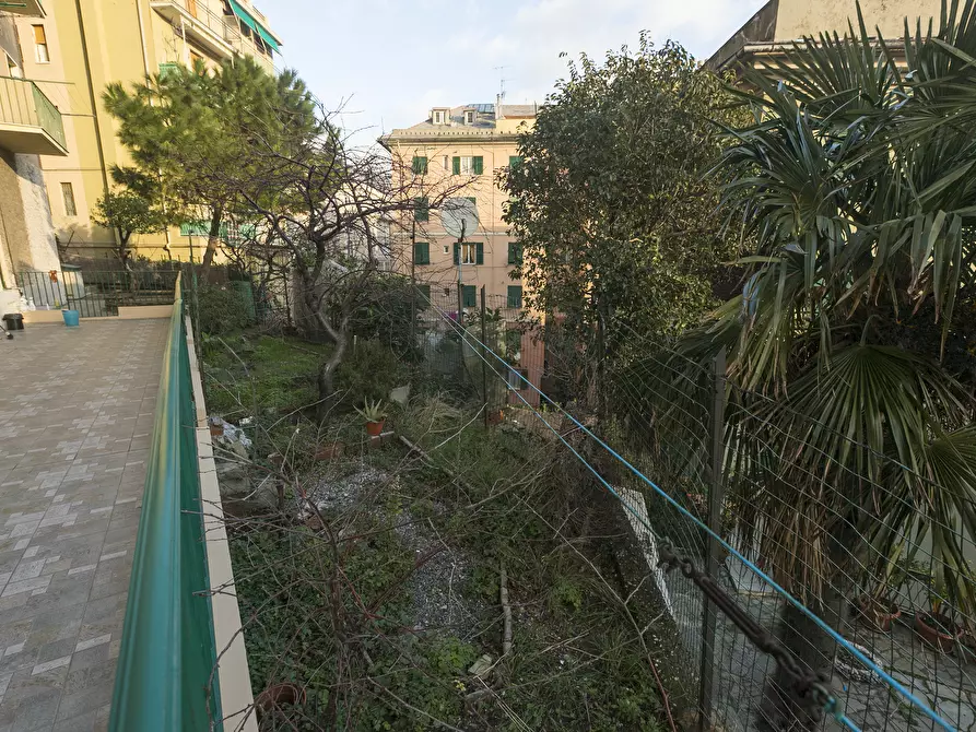 Immagine 62 di Pentalocale in vendita  in Via Venezia 12 a Genova