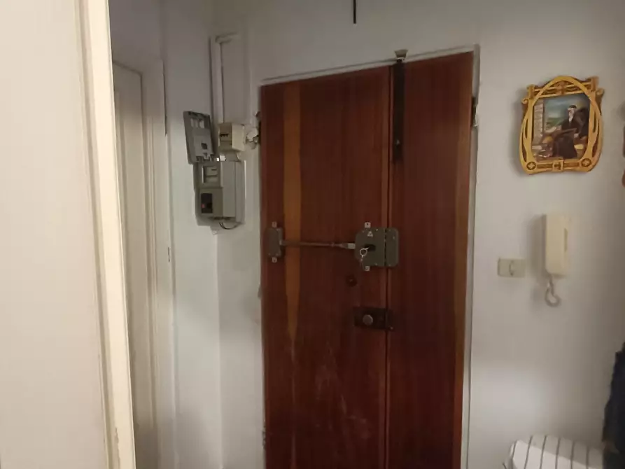 Immagine 24 di Bilocale in vendita  in Via Mantova 15 a Genova