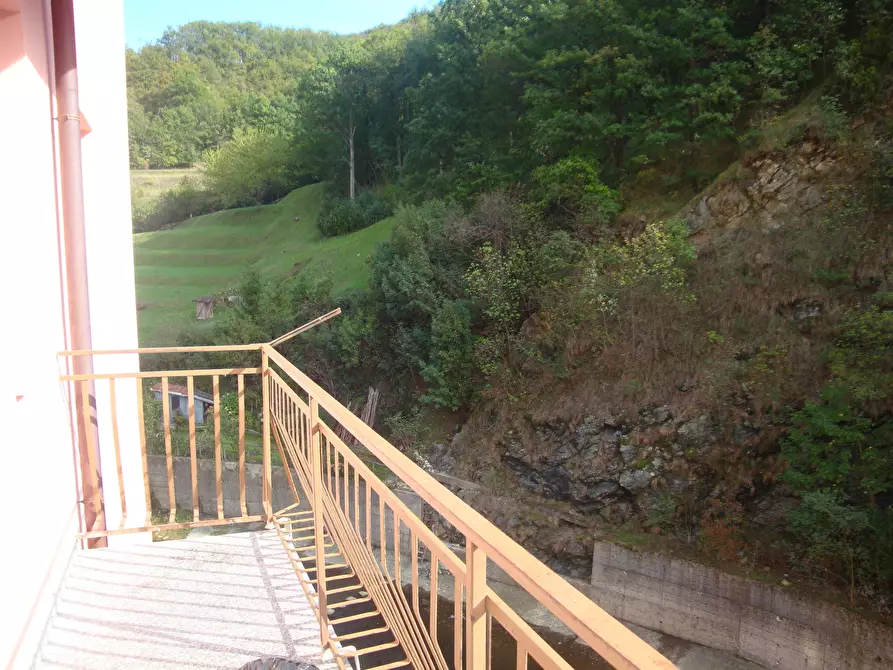 Immagine 6 di Appartamento in vendita  in Via Don Domenico Minetti 1 a Rossiglione