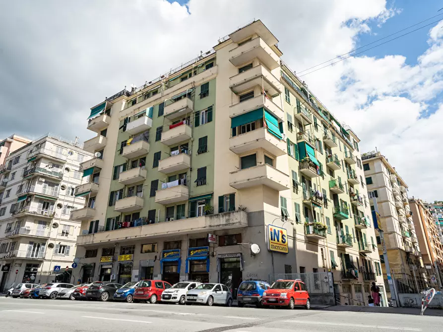 Immagine 15 di Trilocale in vendita  in Corso Alessandro de Stefanis 21 a Genova