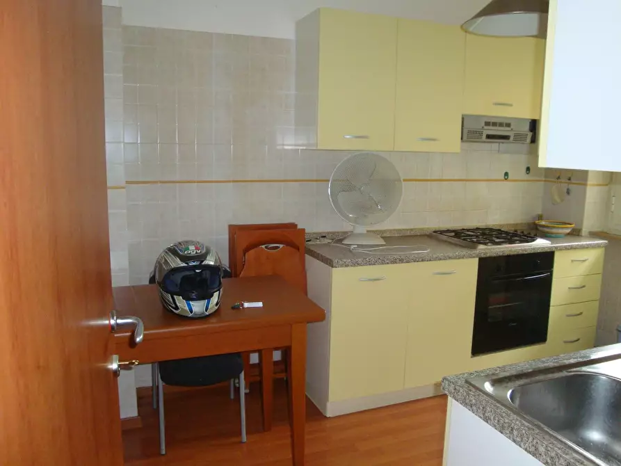 Immagine 14 di Bilocale in vendita  in Via Giovanni Amarena 14A a Genova