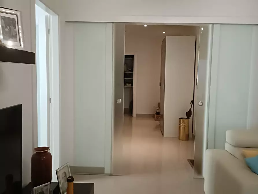 Immagine 39 di Pentalocale in vendita  in Via Paolo Antonio de Cavero 8 a Genova