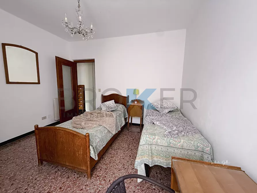 Immagine 9 di Trilocale in vendita  in Via Privata Giovanni Genova Bocchi Bianchi 11 a Alassio