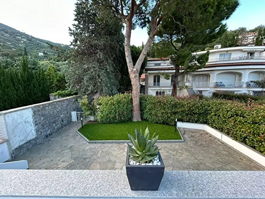 Immagine 68 di Villa in vendita  in Via Adelasia 139 a Alassio
