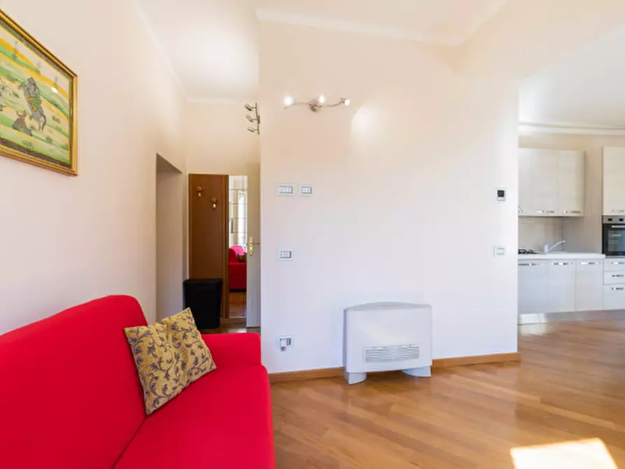 Immagine 7 di Trilocale in vendita  in Via Adelasia a Alassio