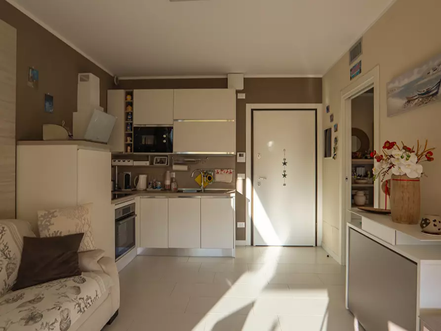 Immagine 6 di Bilocale in affitto  in VIA ADELASIA 101 a Alassio