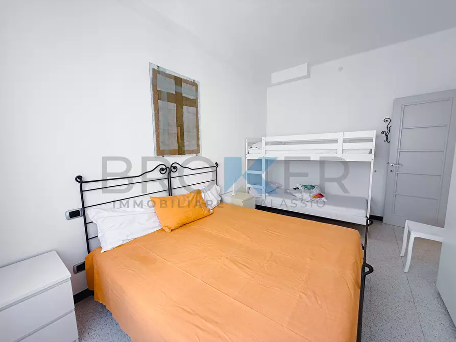 Immagine 12 di Trilocale in affitto  in Via Roma 47 a Alassio