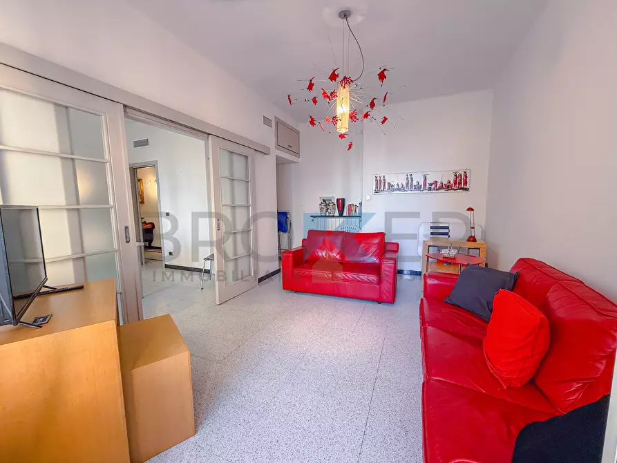 Immagine 2 di Trilocale in affitto  in Via Roma 47 a Alassio