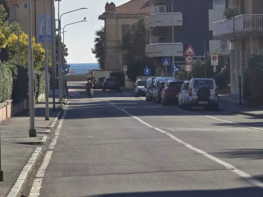 Immagine 33 di Trilocale in affitto  in Via Cristoforo Colombo 5 a Andora