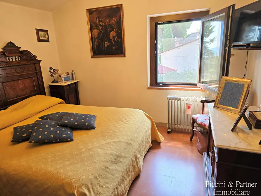 Immagine 39 di Villa in vendita  in Via IV Novembre 15 a Passignano Sul Trasimeno