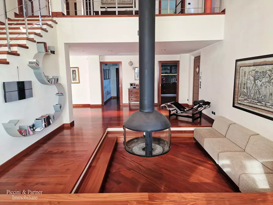 Immagine 42 di Villa in vendita  in Località Ferretto 48 a Castiglione Del Lago