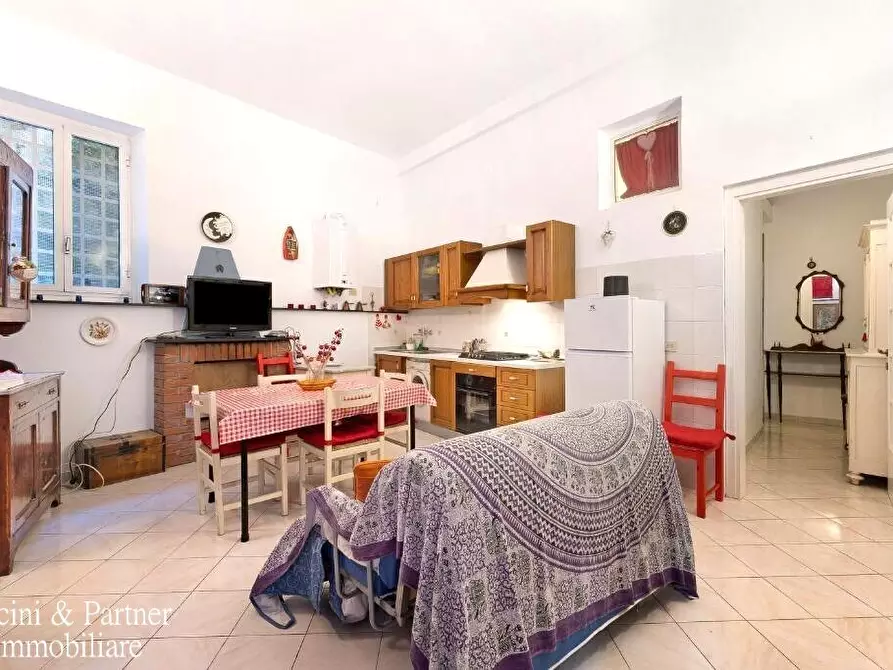 Immagine 2 di Trilocale in vendita  in Via Guani a Levanto