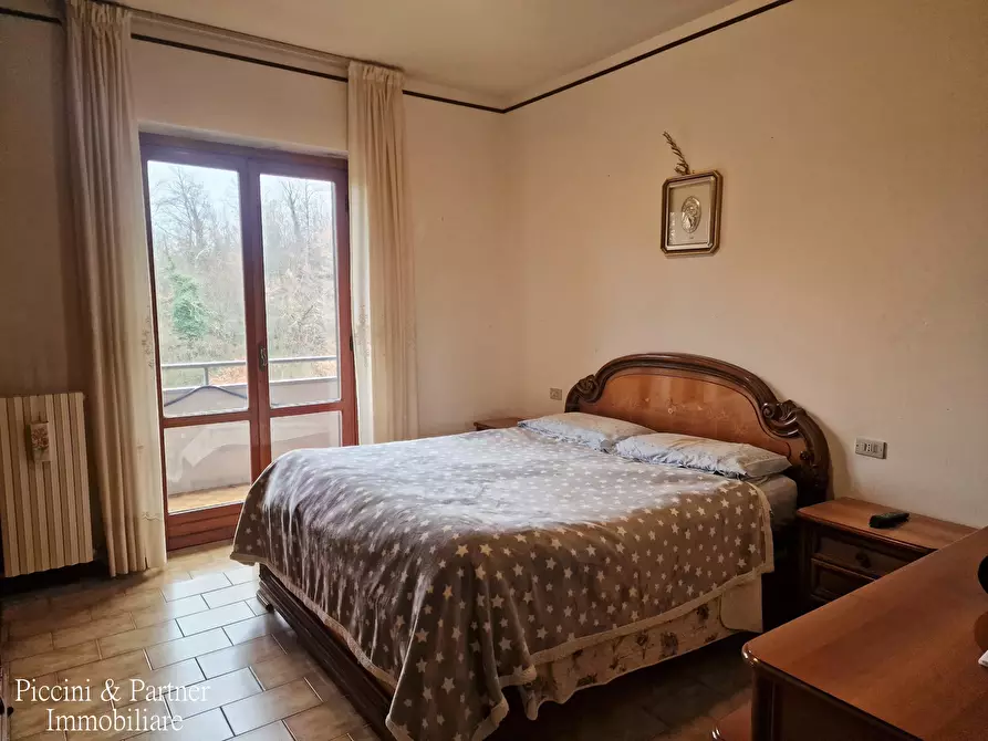 Immagine 31 di Casa bifamiliare in vendita  in Viale Ranchi 2 a Umbertide