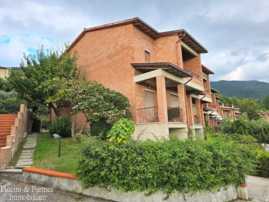 Immagine 66 di Villetta a schiera in vendita  in Via delle Querce 30 a Assisi