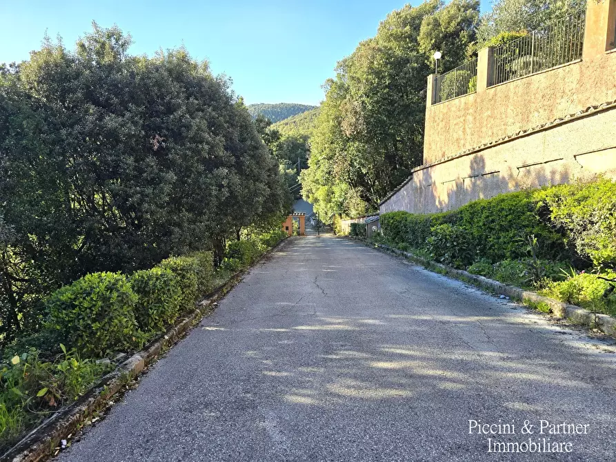 Immagine 3 di Villa in vendita  in Via Col di Lana 89 a Perugia