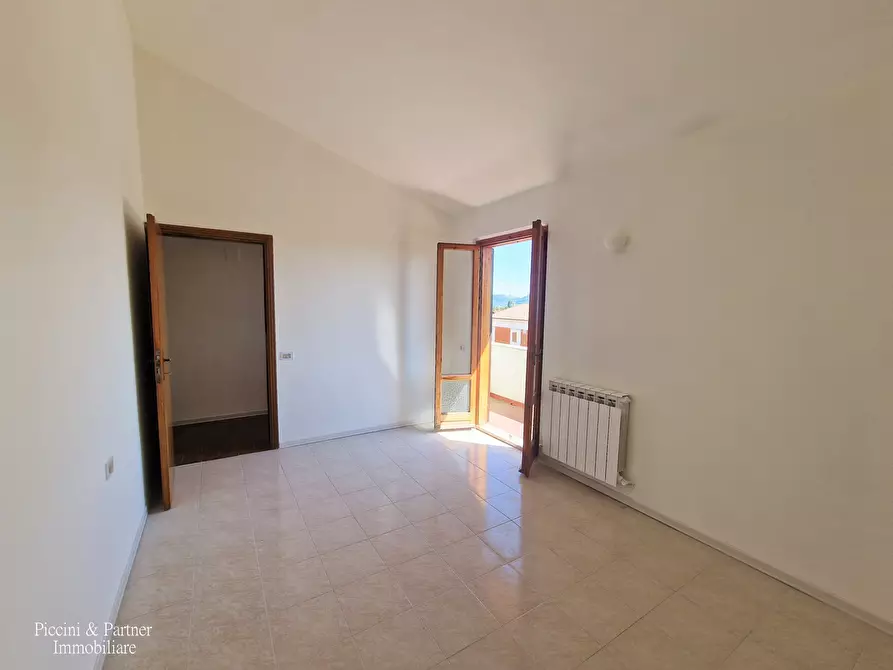 Immagine 33 di Pentalocale in vendita  in Via della Martinella 9A a Passignano Sul Trasimeno