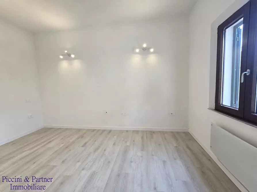 Immagine 30 di Terratetto in vendita  in Via del Giglio a Castiglione Del Lago