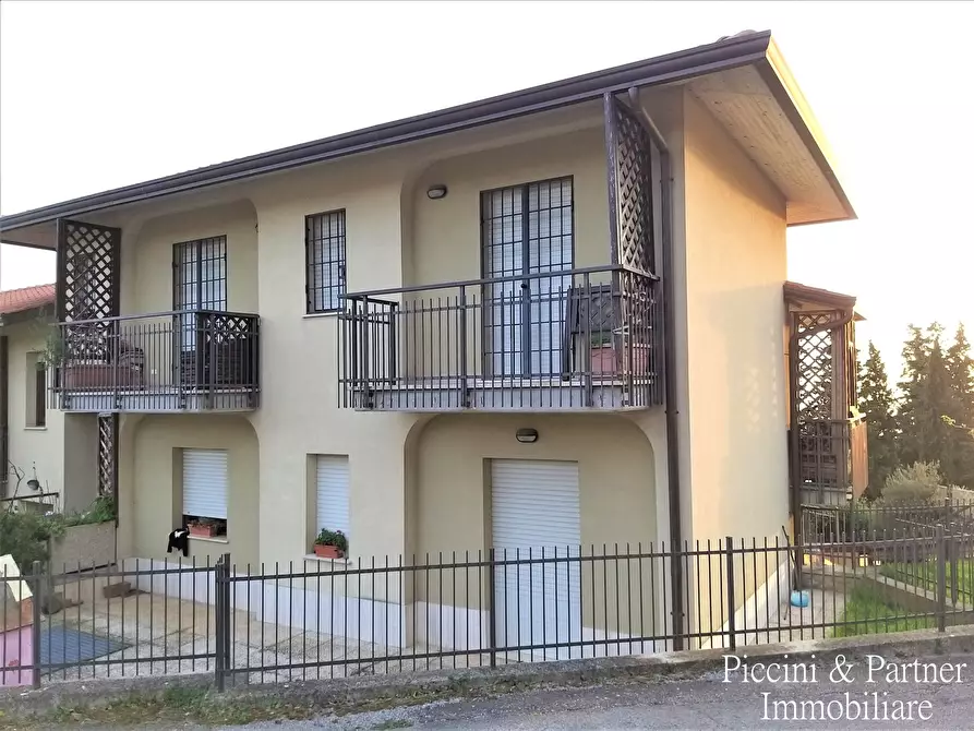 Immagine 37 di Porzione di casa in vendita  in Via dei Fiori a Passignano Sul Trasimeno