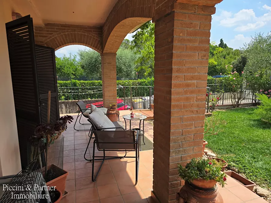 Immagine 7 di Villa in vendita  in Via Lillacci a Perugia