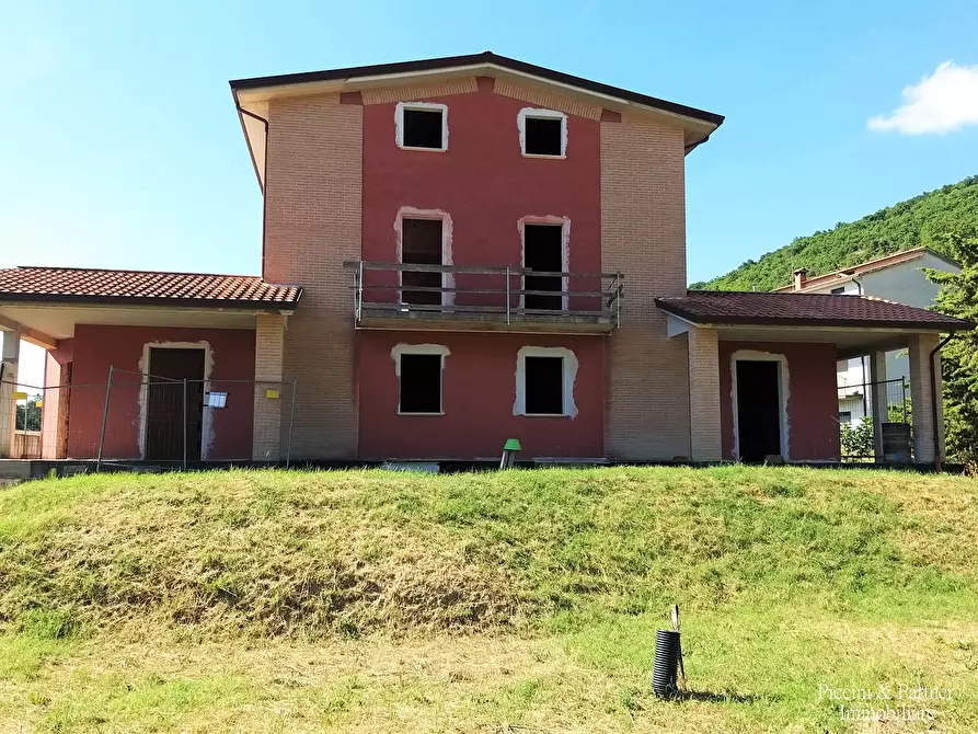 Immagine 3 di Villa in vendita  in Strada San Giovanni del Pantano 42 a Perugia