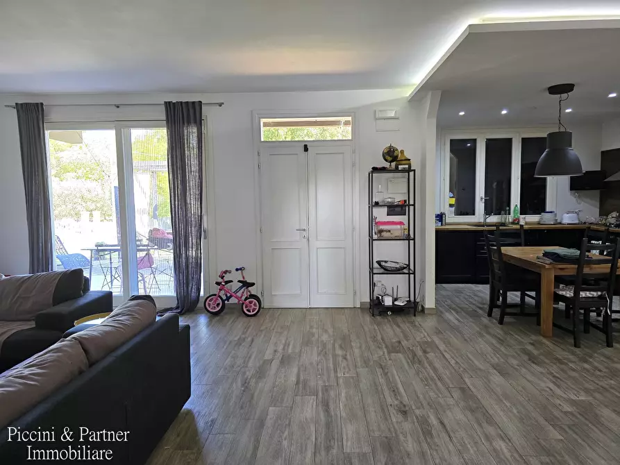 Immagine 15 di Villa in vendita  in Località Bertoni a Castiglione Del Lago